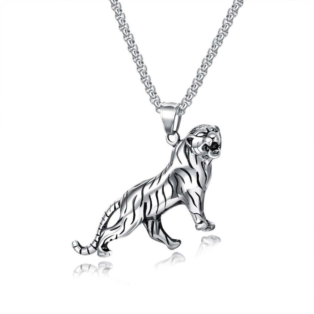 Classic Alpha Tiger Chain