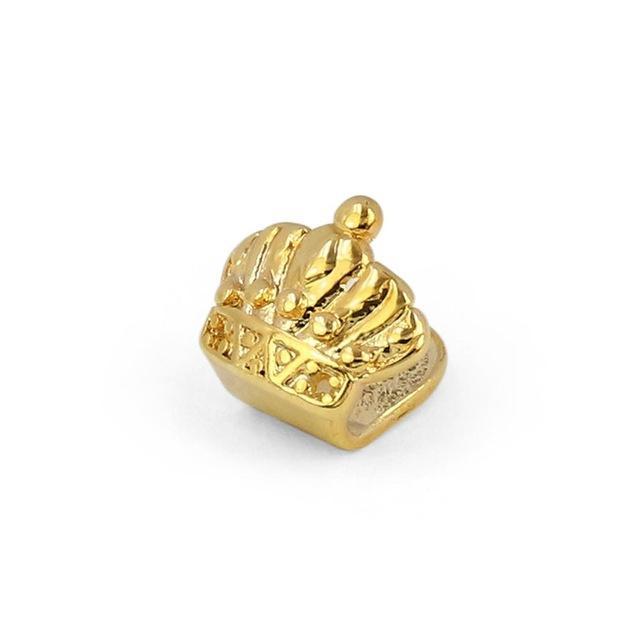 Gold Crown Tooth