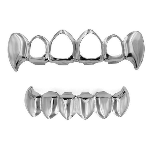 Open Face Grill w/ Fangs